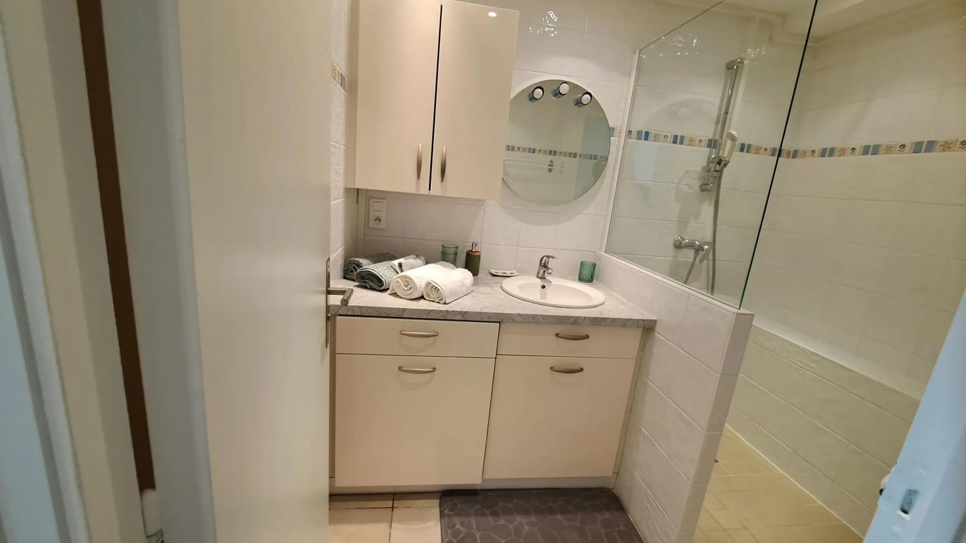Apartment Ferienwohnung Le Duc De Savoie Thonon